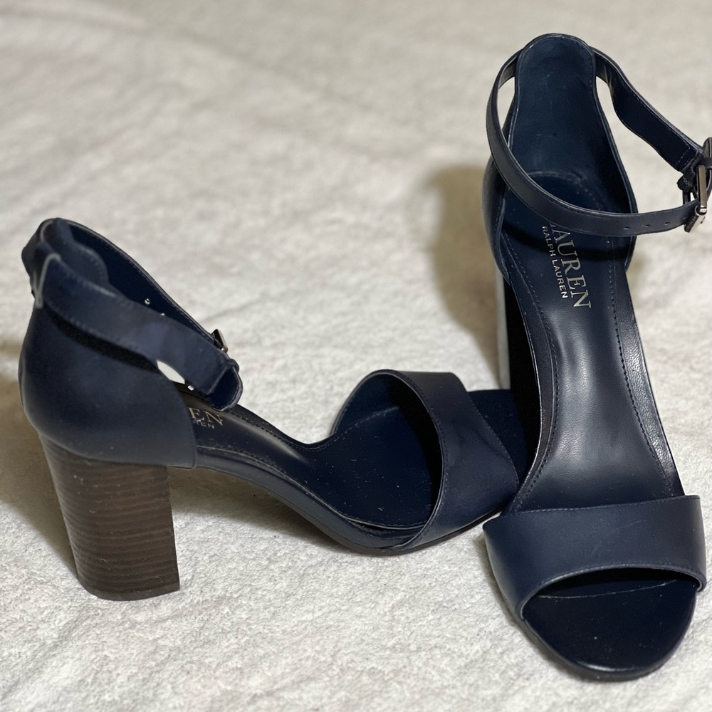 Women 3.5” block heel sandals